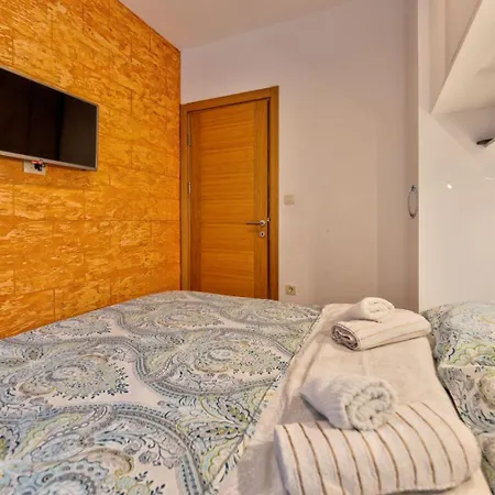 アパート Lux - Balkan Hill 2 ズラティボール